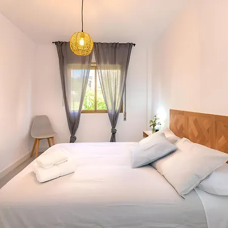 San Isidro Apartment *